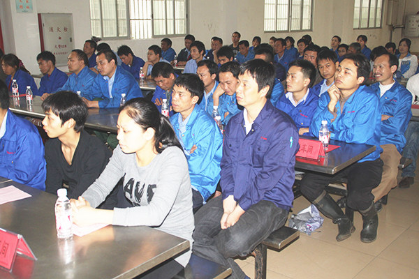 2012年3月1日，潔麗管理升級動員大會召開