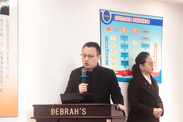 陳紅兵先生（國(guó)內(nèi)銷(xiāo)售事業(yè)部總監(jiān)）