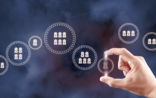 集團戰(zhàn)略規(guī)劃：制定整體戰(zhàn)略，引領(lǐng)集團發(fā)展