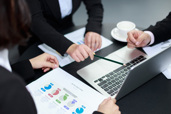 子公司績(jī)效考核：子公司的業(yè)績(jī)?nèi)绾稳嬖u(píng)估和激勵(lì)？