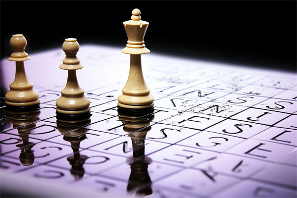 集團管控中，如何確保子公司戰(zhàn)略與集團目標一致？