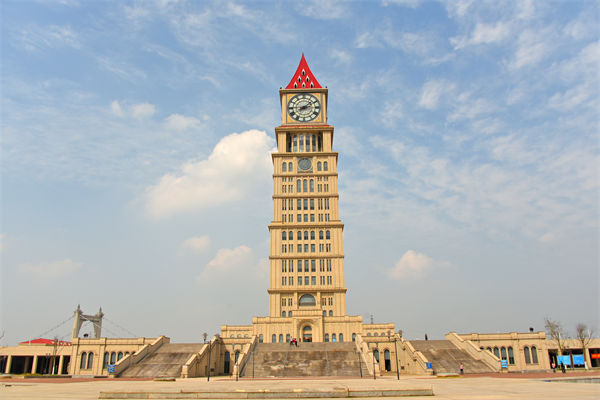 贛州戰(zhàn)略咨詢公司如何幫助企業(yè)制定長遠發(fā)展規(guī)劃？