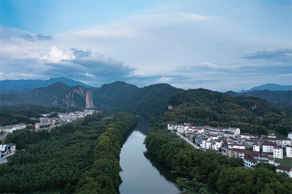 麗水戰(zhàn)略咨詢(xún)公司如何為企業(yè)規(guī)劃長(zhǎng)遠(yuǎn)藍(lán)圖？