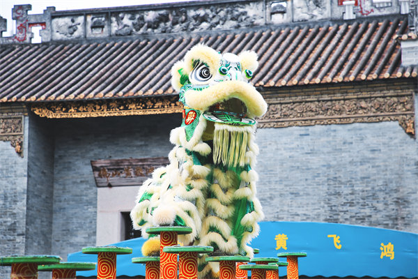 佛山戰(zhàn)略咨詢公司如何優(yōu)化企業(yè)市場(chǎng)競爭策略？