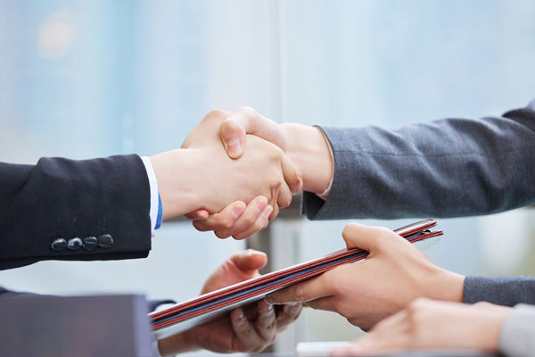 市場風向突變，企業(yè)既定戰(zhàn)略陷入僵局，如何調(diào)整實現(xiàn)突圍？