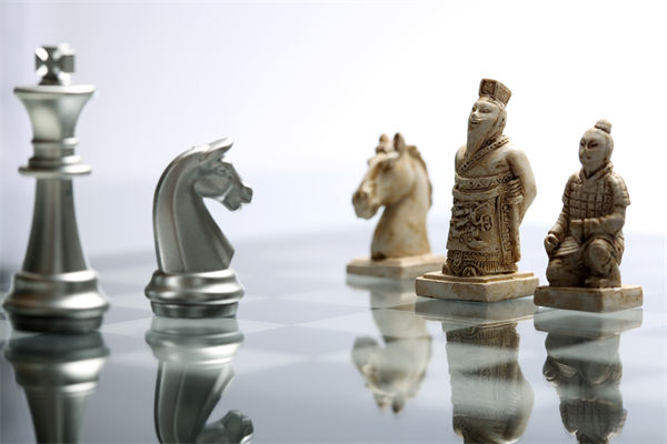 集團(tuán)管控松散低效？如何平衡集權(quán)分權(quán)激活子公司動(dòng)能？