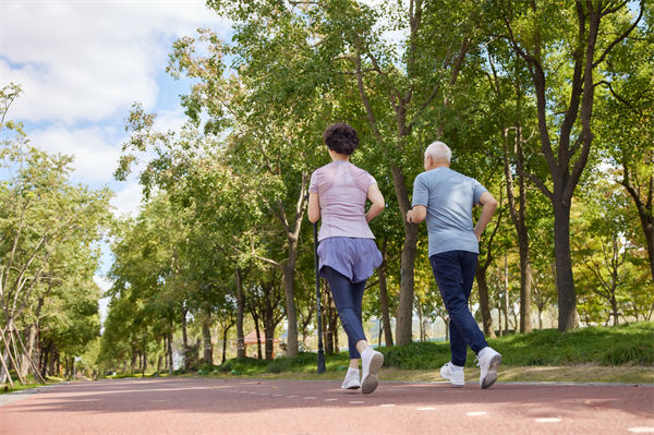 中國(guó)人均預(yù)期壽命79歲，對(duì)企業(yè)文件有何啟示？