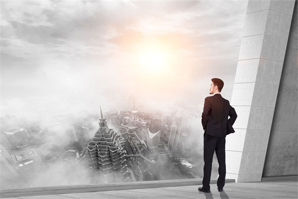 市場劇變下戰(zhàn)略頻頻失效，如何構建動態(tài)調(diào)整機制？