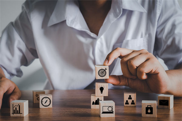 戰(zhàn)略目標(biāo)層層分解后，部門協(xié)同為何反成內(nèi)耗根源？