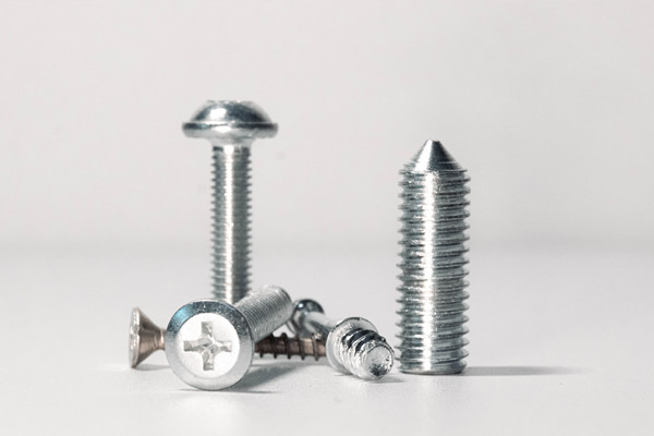 五金行業(yè)企業(yè)管理咨詢(xún)公司哪家好，適配電商渠道拓展運(yùn)營(yíng)嗎？